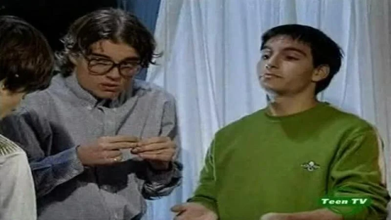 Кадры из сериала Мятежный дух (2002)